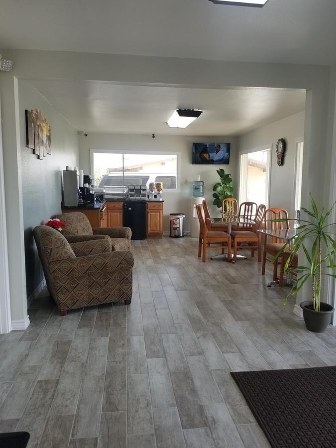 Gold Key Inn Brady Esterno foto